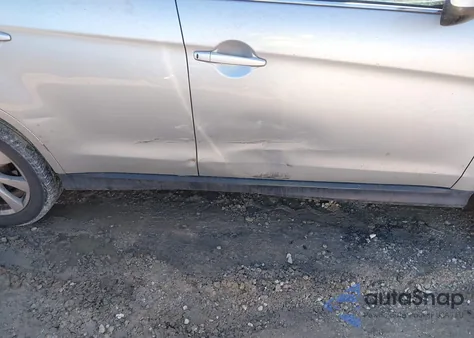 2014 Mitsubishi Outlander Sport Se z USA, uszkodzony, nr VIN 4A4AP4AUXEE017383